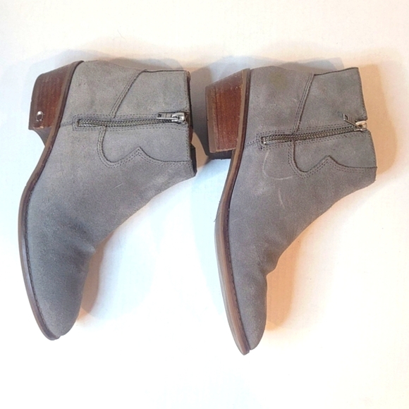 COACH DANI Ankle Gray Suede Boots. Size 7.5 - Picture 6 of 12